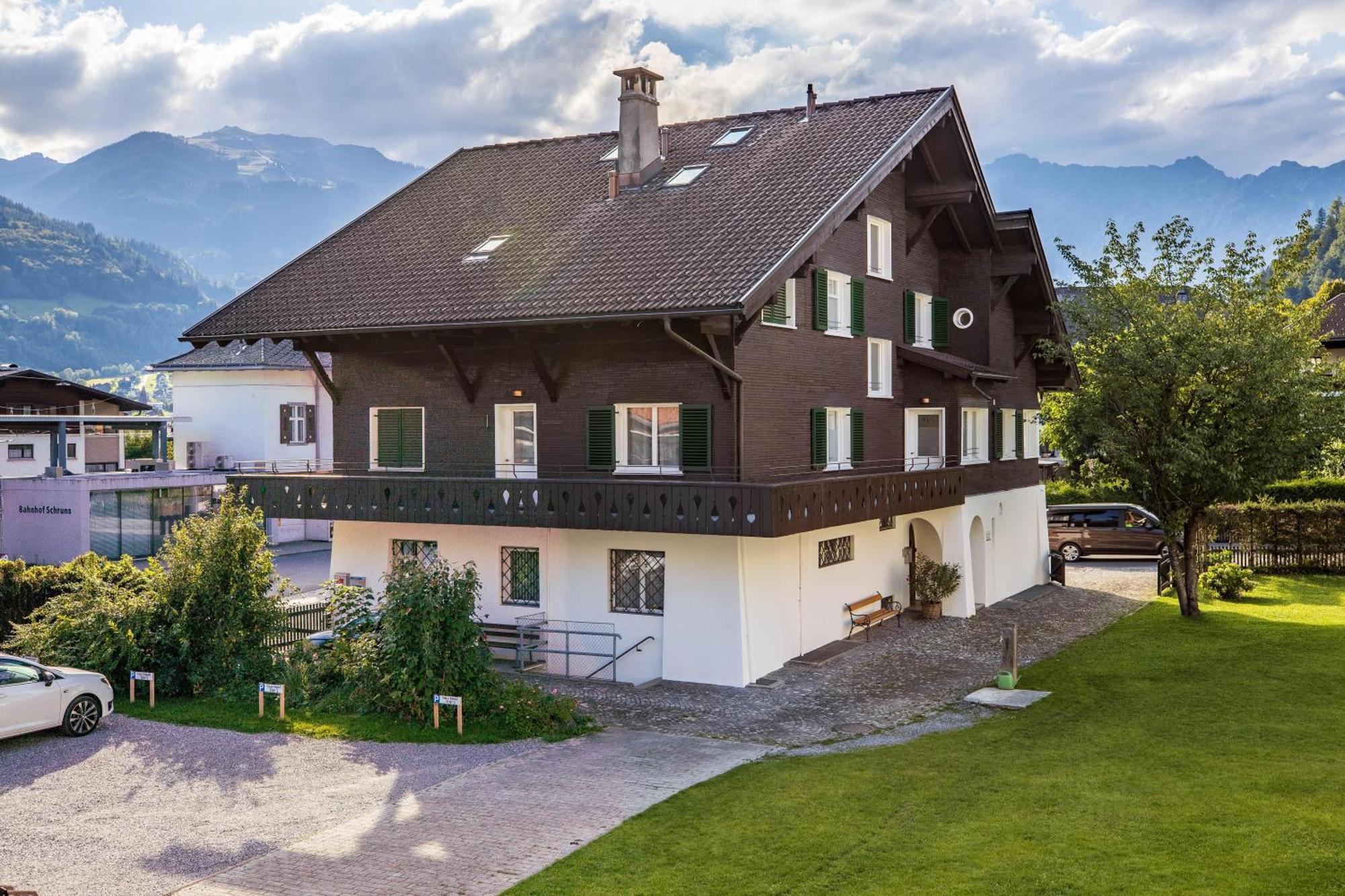 シュルンスHaus Kapellアパートメント エクステリア 写真